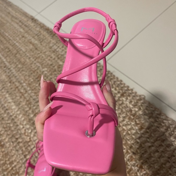 Marc Fisher | NWOT | pink heels - Picture 8 of 8